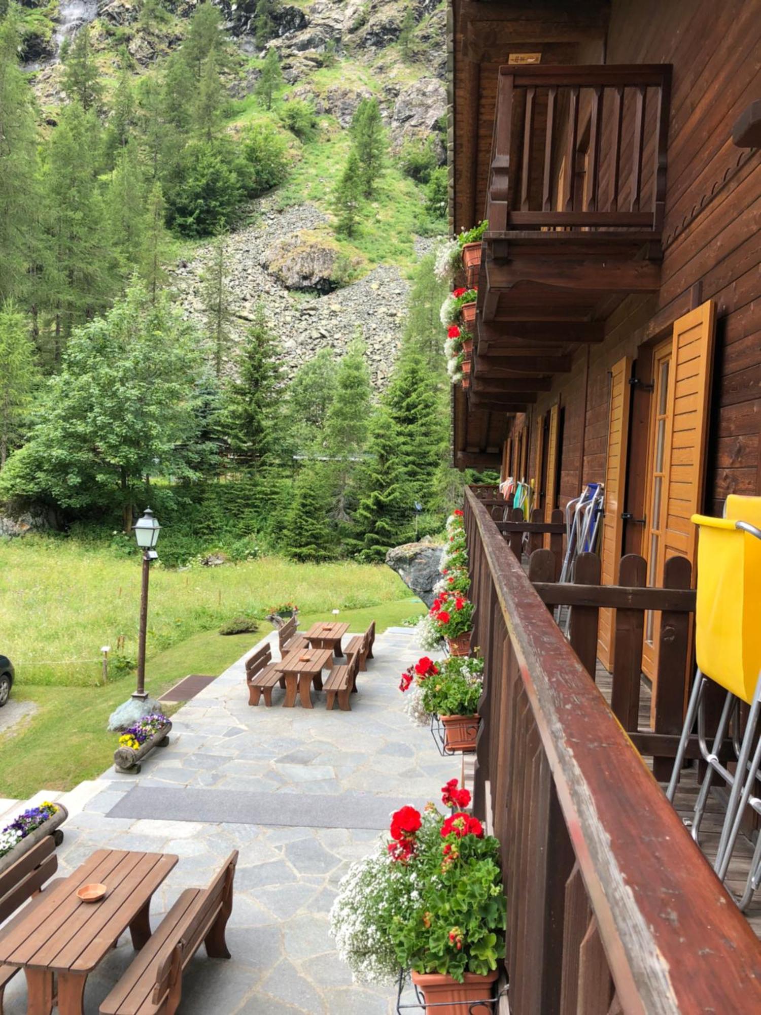Residence Oberteil Gressoney-La-Trinite Luaran gambar