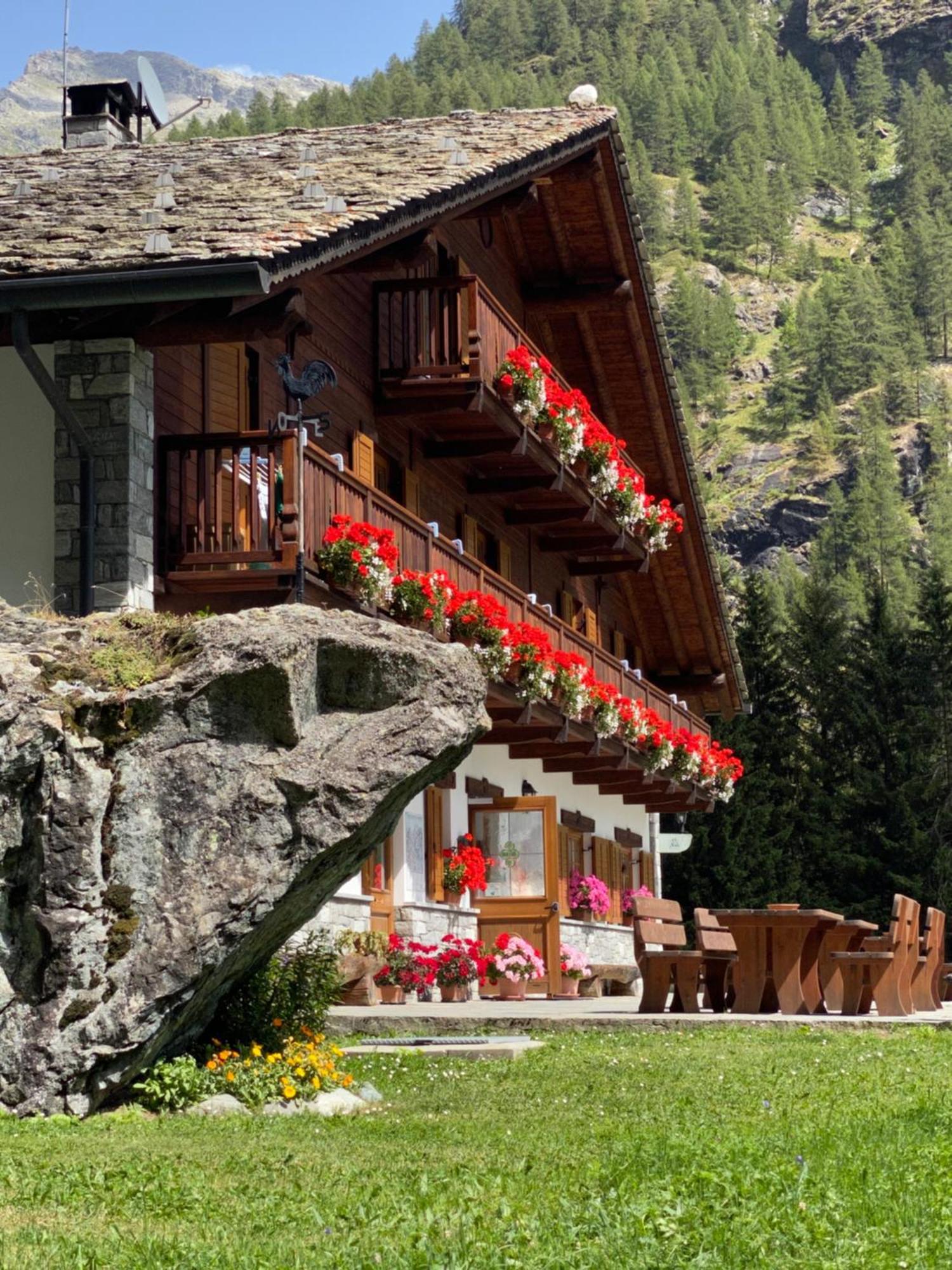 Residence Oberteil Gressoney-La-Trinite Luaran gambar